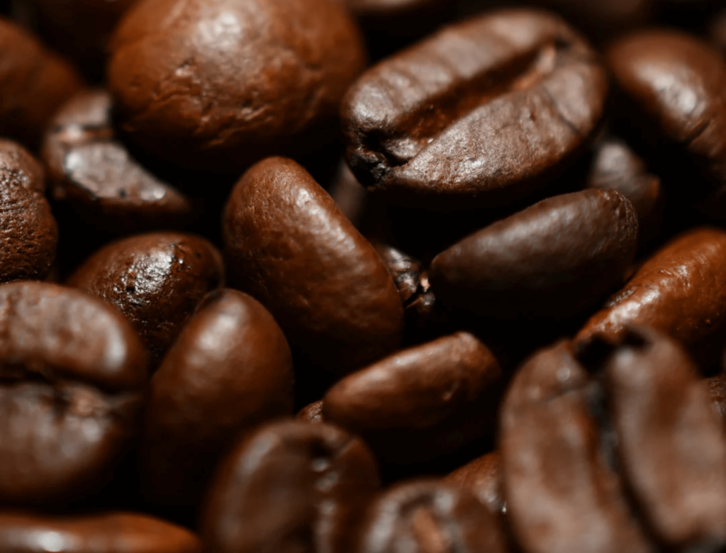 Descubre las maravillas del tueste medio en el café. El equilibrio perfecto en tu paladar.